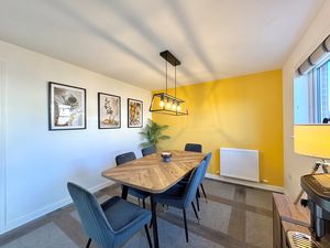 Photo 24- click for photo gallery